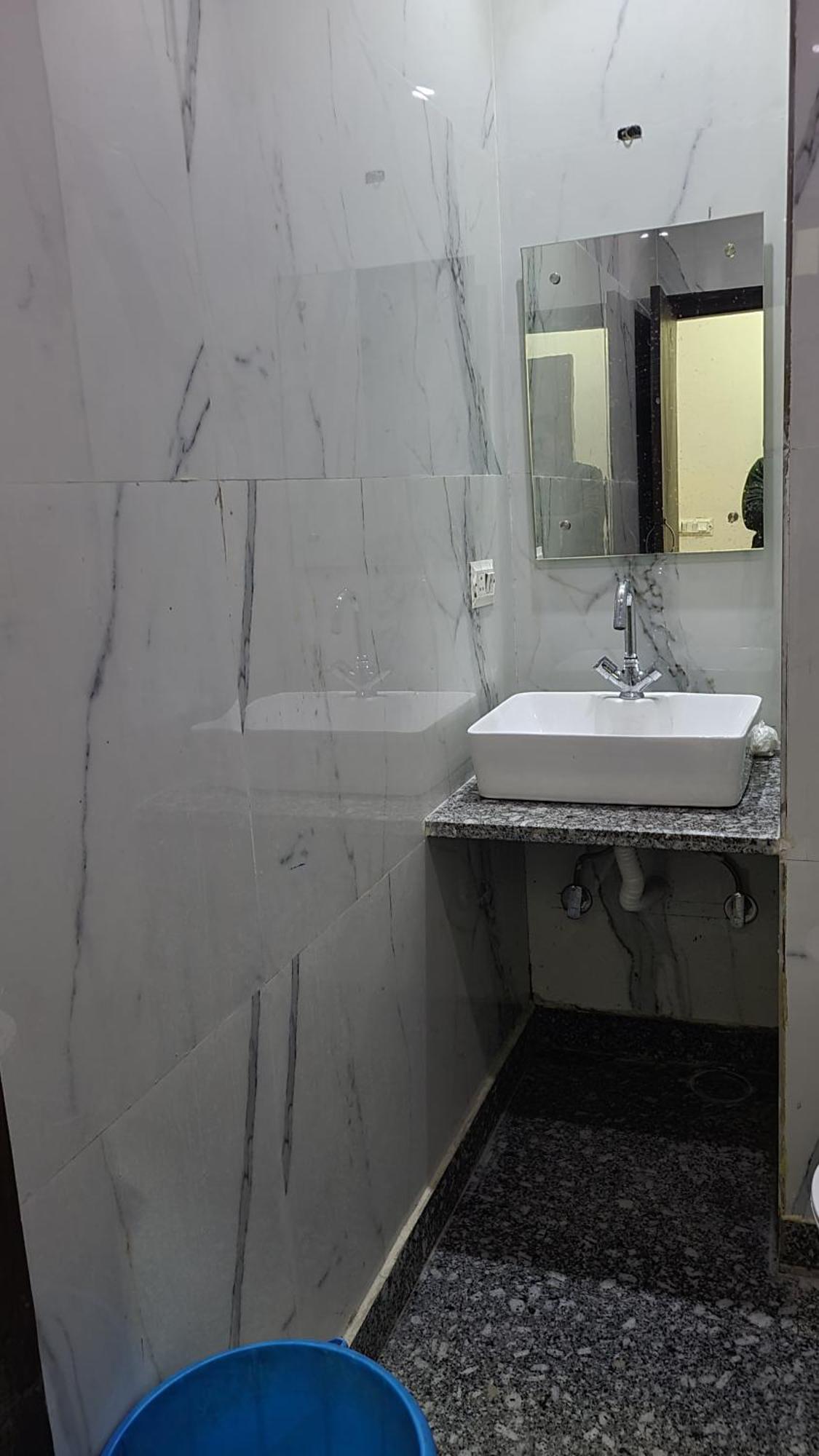 24 Hotel & Resort Агра Екстериор снимка